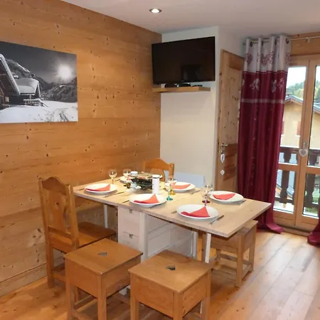 4 Pers, Centre De Valloire, Proche Télécom./commodités, Casier à Skis/balcon - Fr-1-263-535 Apartamento *